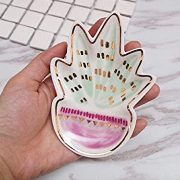 Other - SUCCULENT TRINKET TRAY NWT
